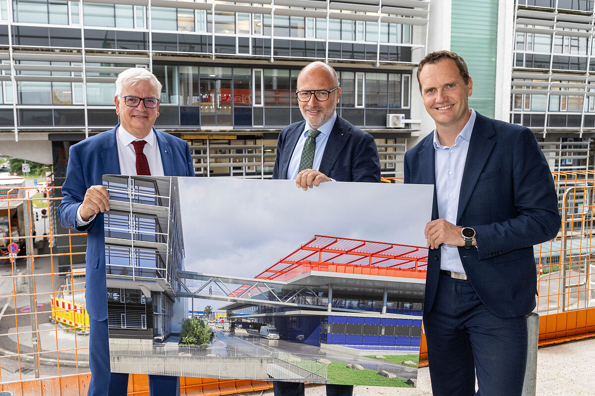 EUROPARK_Pressekonferenz Erweiterung_Brückenübergang