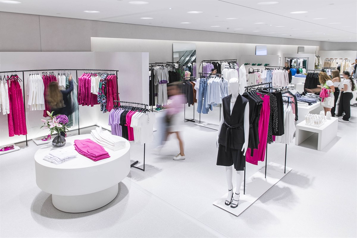 Neuer Zara-Store Damen-Kollektionen